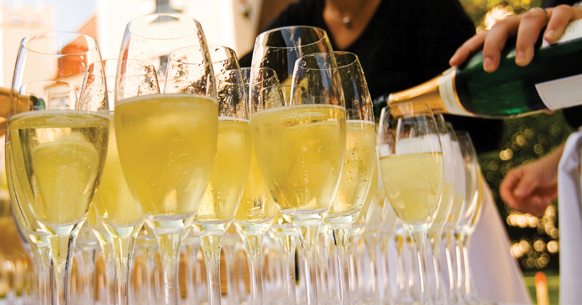 Pourquoi le champagne est-il considéré comme un vin de fête ?